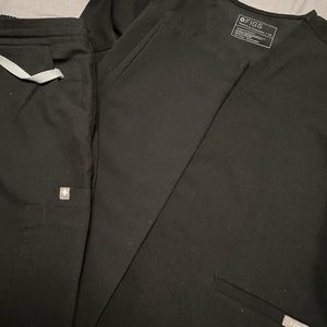 Black figs scrubs set